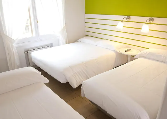 Hostel Boreal Mistral *